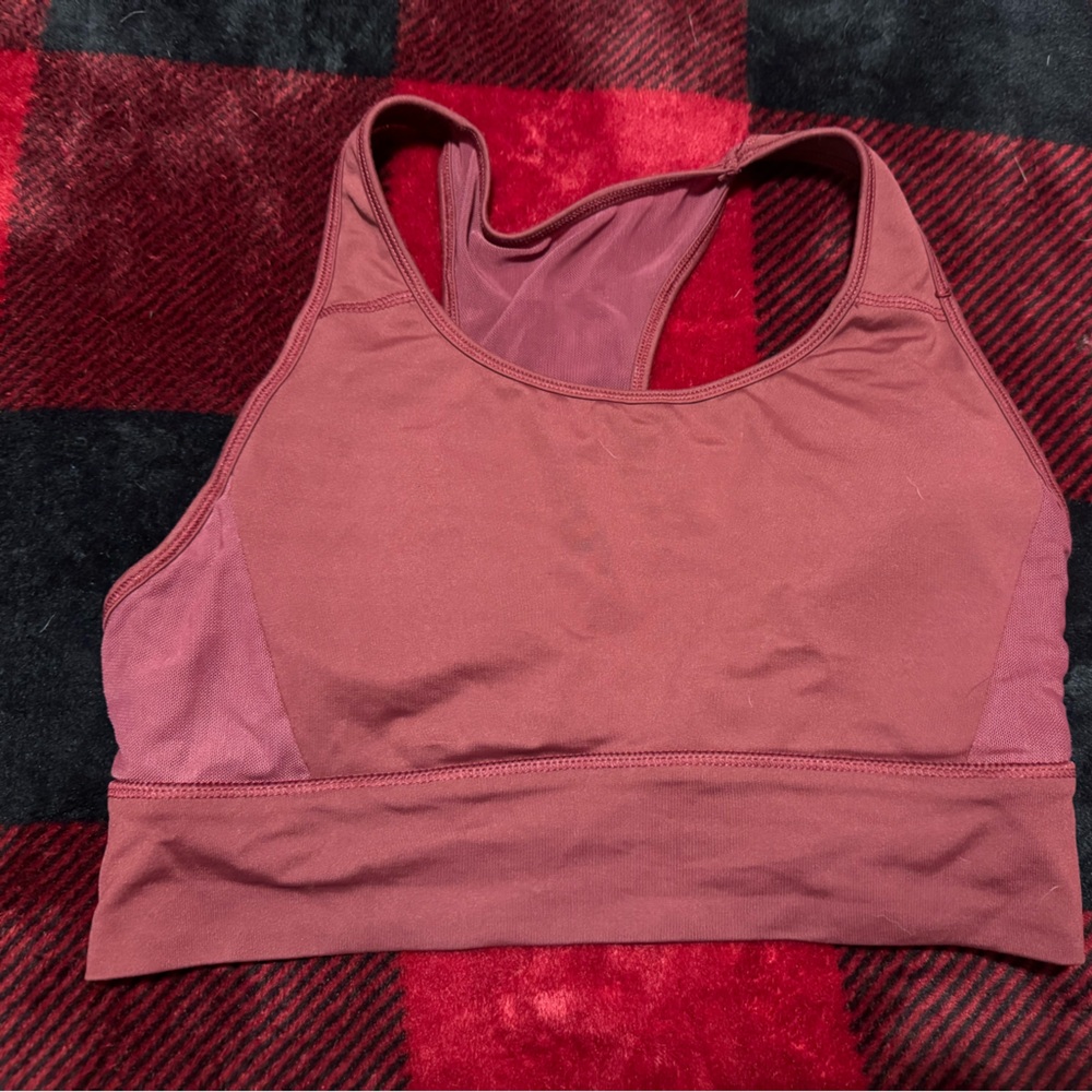 Fabletics sports bra